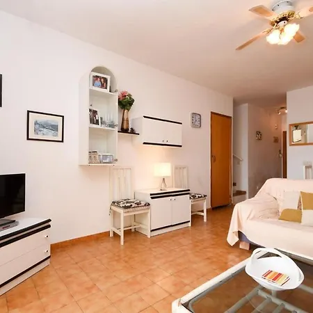 Mare 68 - Two Bed Apartment