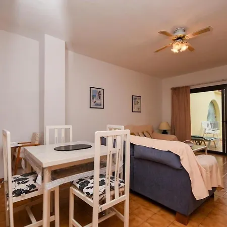 Mare 68 - Two Bed Apartment *