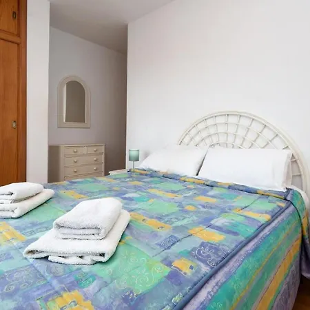 Mare 68 - Two Bed Costa Adeje (Tenerife)